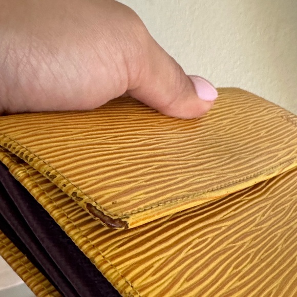 Louis Vuitton Porte Trésor International Wallet with dust bag - EUC - Picture 12 of 16